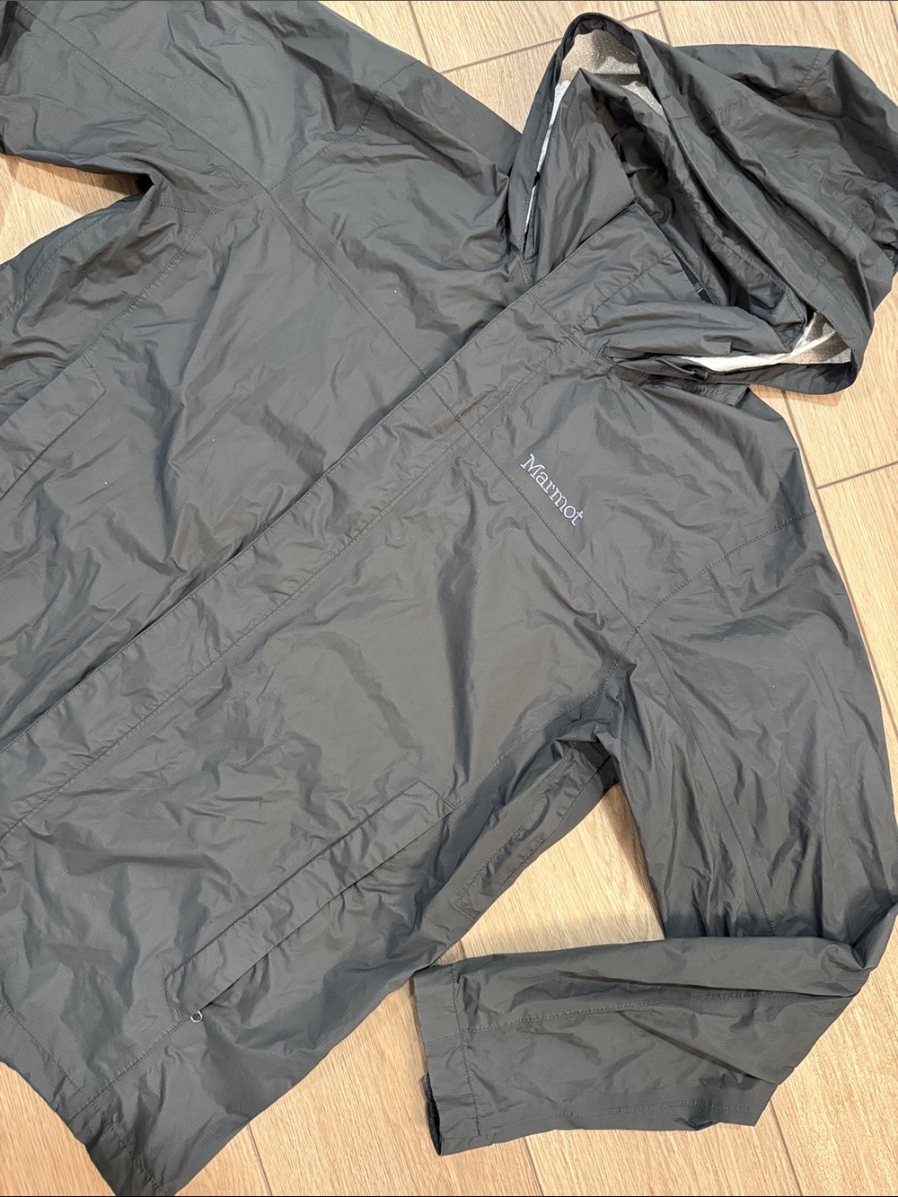 Marmot Windbreaker Jacket Sz L Hike Travel Packable